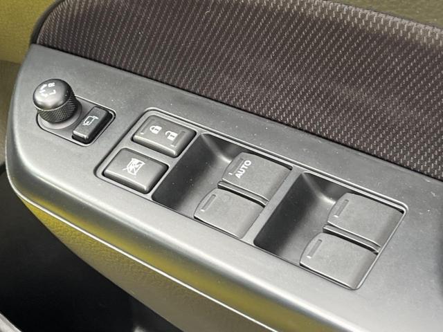 スイフトスポーツ ベースグレード 6MT車 車高調 バックカメラ スマートキー ドラレコ HIDヘッド ETC クルコン オートライト オートエアコン 17インチアルミ CD DVD再生(53枚目)