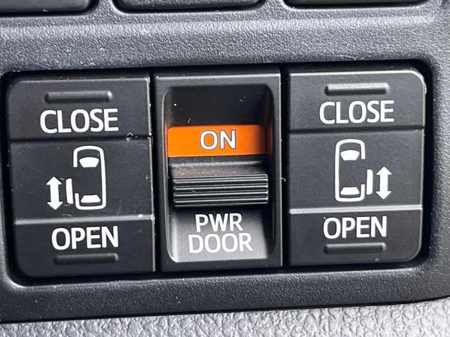 ノア ハイブリッドG 両側電動ドア 純正SDナビ 後席モニター バックカメラ 衝突被害軽減システム ドラレコ スマートキー LEDヘッド ビルトインETC クルコン オートハイビーム オートライト デュアルエアコン(7枚目)