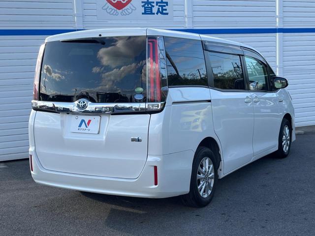 ノア ハイブリッドG 両側電動ドア 純正SDナビ 後席モニター バックカメラ 衝突被害軽減システム ドラレコ スマートキー LEDヘッド ビルトインETC クルコン オートハイビーム オートライト デュアルエアコン(18枚目)