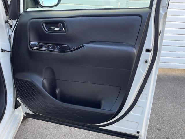 ノア ハイブリッドG 両側電動ドア 純正SDナビ 後席モニター バックカメラ 衝突被害軽減システム ドラレコ スマートキー LEDヘッド ビルトインETC クルコン オートハイビーム オートライト デュアルエアコン(55枚目)