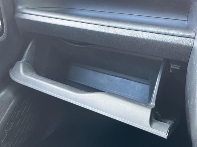 ノア ハイブリッドG 両側電動ドア 純正SDナビ 後席モニター バックカメラ 衝突被害軽減システム ドラレコ スマートキー LEDヘッド ビルトインETC クルコン オートハイビーム オートライト デュアルエアコン(59枚目)