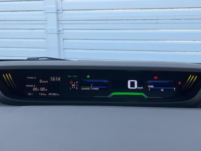 フリードハイブリッド ハイブリッド・Ｇホンダセンシング　後席モニター　バックカメラ　衝突被害軽減システム　レーダークルーズ　ハーフレザーシート　スマートキー　ＬＥＤヘッド　ビルトインＥＴＣ　オートライト　オートエアコン　ＣＤ　ＤＶＤ再生（56枚目）