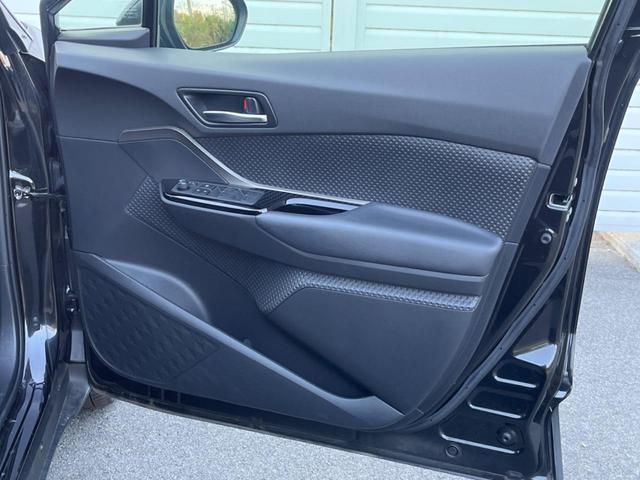 Ｃ－ＨＲ Ｇ　モード　ネロ　セーフティプラス　純正ディスプレイオーディオ　衝突軽減システム　全方位カメラ　ＬＥＤヘッドライト　純正１８インチＡＷ　ハーフレザーシート　ＥＴＣ　ドラレコ（39枚目）