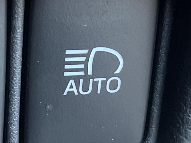 Ｃ－ＨＲ Ｇ　モード　ネロ　セーフティプラス　純正ディスプレイオーディオ　衝突軽減システム　全方位カメラ　ＬＥＤヘッドライト　純正１８インチＡＷ　ハーフレザーシート　ＥＴＣ　ドラレコ（51枚目）