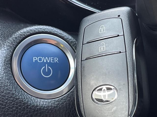 ヤリスクロス ハイブリッドG 全周囲カメラ 衝突被害軽減システム レーダークルーズ ドラレコ ビルトインETC LEDヘッド クリアランスソナー オートエアコン 純正17インチアルミ Bluetooth フルセグ(8枚目)