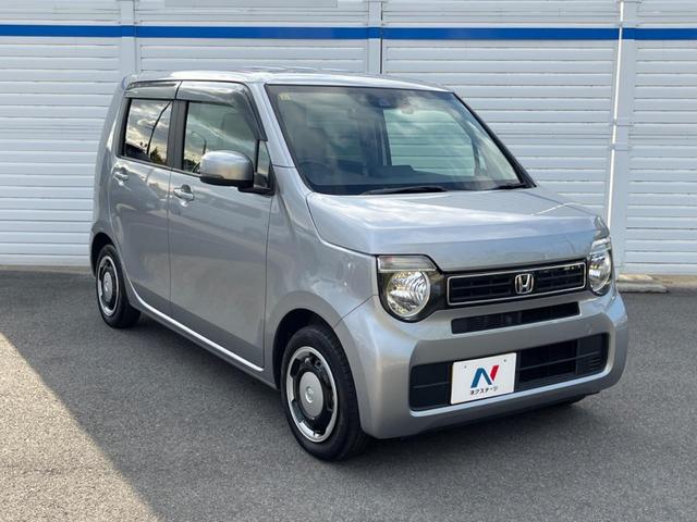 高透明度のガラス皮膜で撥水はもちろん、上質なツヤ・光沢を実現。紫外線や酸性雨から大切な愛車を保護し、色あせ・劣化を防止。「弾スプラッシュコート」、「弾プリミッサコート」からお選びいただけます。