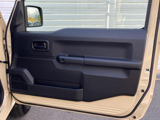 ジムニー ＸＬ　シートヒーター　スマートキー　ビルトインＥＴＣ　オートライト　オートエアコン　ＣＤ　マニュアルモード（46枚目）