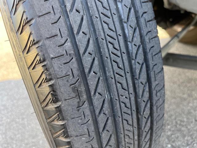 ジムニー ＸＬ　シートヒーター　スマートキー　ビルトインＥＴＣ　オートライト　オートエアコン　ＣＤ　マニュアルモード（50枚目）