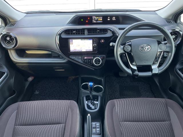 アクア Ｇ　純正ナビ　バックカメラ　トヨタセーフティーセンス　シートヒーター　スマートキー　ＬＥＤヘッド　ビルトインＥＴＣ　クルコン　アダプティブハイビーム　純正１５インチアルミ　車線逸脱警報　オートライト（2枚目）