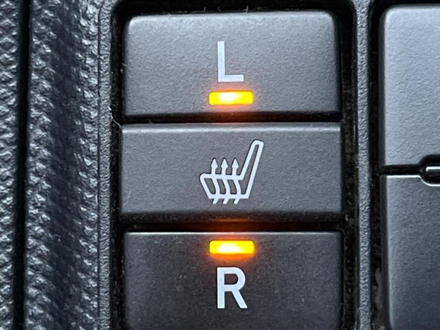 アクア Ｇ　純正ナビ　バックカメラ　トヨタセーフティーセンス　シートヒーター　スマートキー　ＬＥＤヘッド　ビルトインＥＴＣ　クルコン　アダプティブハイビーム　純正１５インチアルミ　車線逸脱警報　オートライト（6枚目）