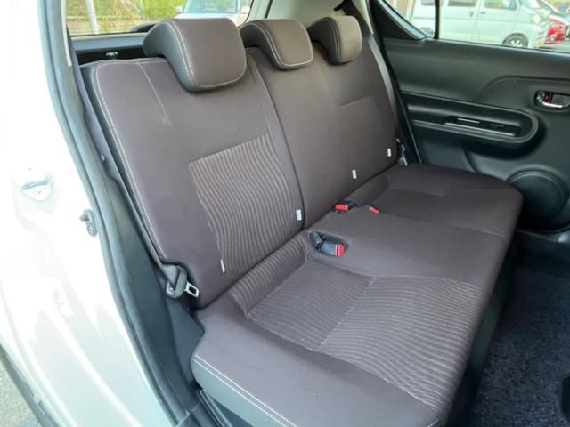 アクア Ｇ　純正ナビ　バックカメラ　トヨタセーフティーセンス　シートヒーター　スマートキー　ＬＥＤヘッド　ビルトインＥＴＣ　クルコン　アダプティブハイビーム　純正１５インチアルミ　車線逸脱警報　オートライト（10枚目）