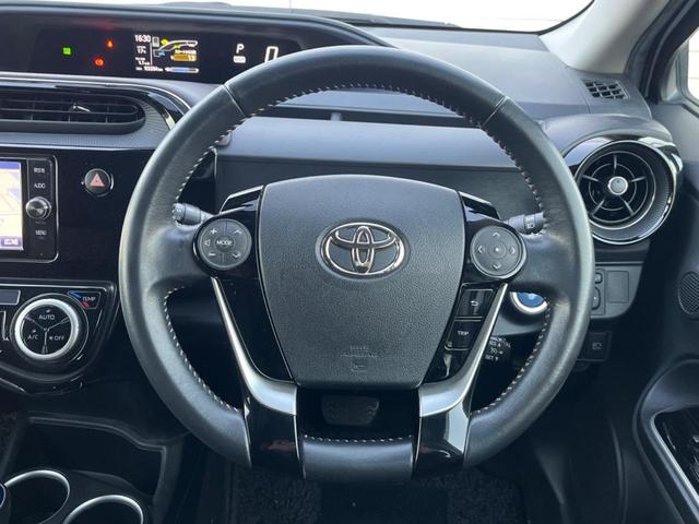 アクア Ｇ　純正ナビ　バックカメラ　トヨタセーフティーセンス　シートヒーター　スマートキー　ＬＥＤヘッド　ビルトインＥＴＣ　クルコン　アダプティブハイビーム　純正１５インチアルミ　車線逸脱警報　オートライト（12枚目）