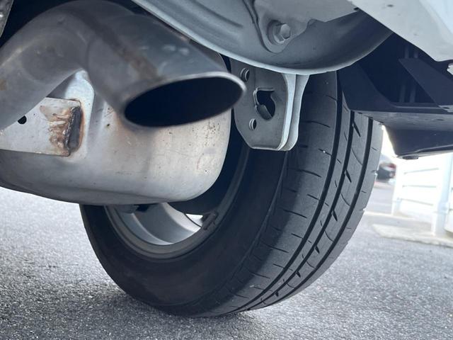 アクア Ｇ　純正ナビ　バックカメラ　トヨタセーフティーセンス　シートヒーター　スマートキー　ＬＥＤヘッド　ビルトインＥＴＣ　クルコン　アダプティブハイビーム　純正１５インチアルミ　車線逸脱警報　オートライト（23枚目）