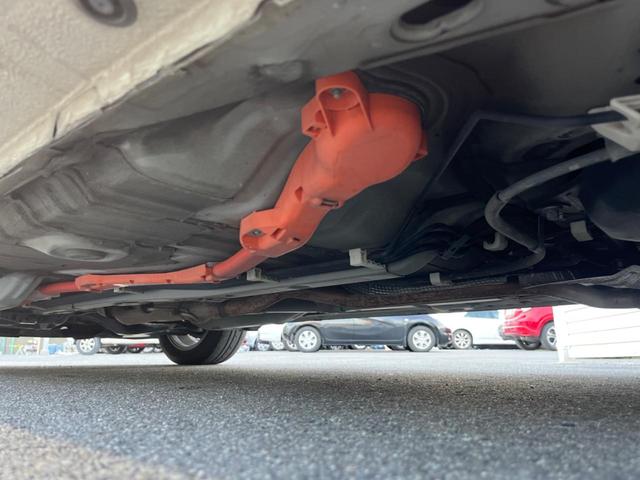 アクア Ｇ　純正ナビ　バックカメラ　トヨタセーフティーセンス　シートヒーター　スマートキー　ＬＥＤヘッド　ビルトインＥＴＣ　クルコン　アダプティブハイビーム　純正１５インチアルミ　車線逸脱警報　オートライト（24枚目）