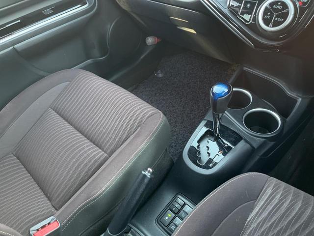 アクア Ｇ　純正ナビ　バックカメラ　トヨタセーフティーセンス　シートヒーター　スマートキー　ＬＥＤヘッド　ビルトインＥＴＣ　クルコン　アダプティブハイビーム　純正１５インチアルミ　車線逸脱警報　オートライト（39枚目）