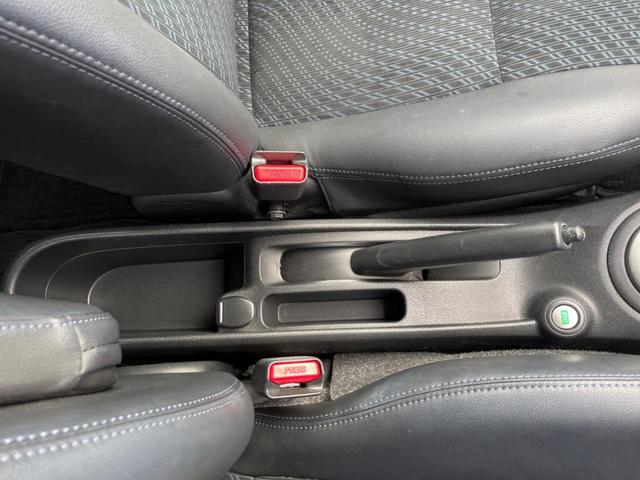 ノート メダリスト　純正ＳＤナビ　全周囲カメラ　ハーフレザーシート　スマートキー　オートライト　オートエアコン　ＣＤ　地デジ（54枚目）