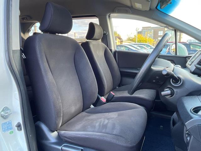 フリード G ジャストセレクション 両側電動ドア 純正HDDナビ バックカメラ スマートキー HIDヘッド ビルトインETC オートライト オートエアコン CD DVD再生 地デジ(7枚目)