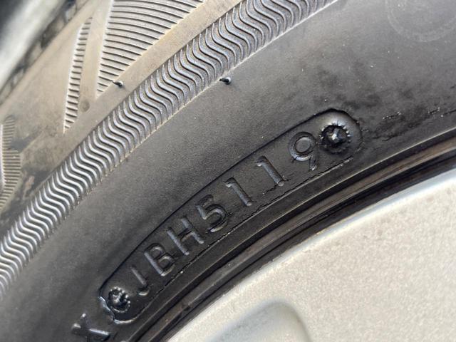 フリード G ジャストセレクション 両側電動ドア 純正HDDナビ バックカメラ スマートキー HIDヘッド ビルトインETC オートライト オートエアコン CD DVD再生 地デジ(31枚目)