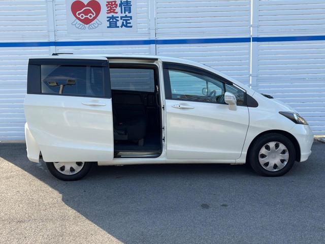 フリード G ジャストセレクション 両側電動ドア 純正HDDナビ バックカメラ スマートキー HIDヘッド ビルトインETC オートライト オートエアコン CD DVD再生 地デジ(35枚目)