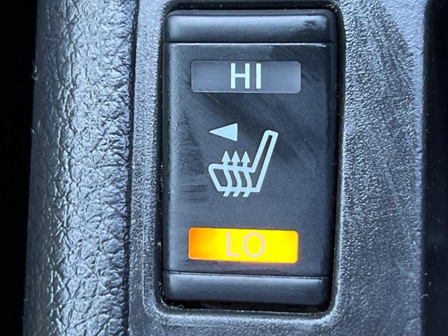 エクストレイル 20Xtt エマージェンシーブレーキパッケージ 純正SDナビ 全周囲カメラ エマージェンシーブレーキ 電動リアゲート スマートキー シートヒーター LEDヘッド ビルトインETC クルコン 純正18インチアルミ オートライト Bluetooth(6枚目)