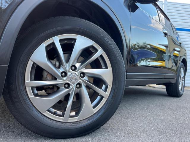 エクストレイル 20Xtt エマージェンシーブレーキパッケージ 純正SDナビ 全周囲カメラ エマージェンシーブレーキ 電動リアゲート スマートキー シートヒーター LEDヘッド ビルトインETC クルコン 純正18インチアルミ オートライト Bluetooth(14枚目)