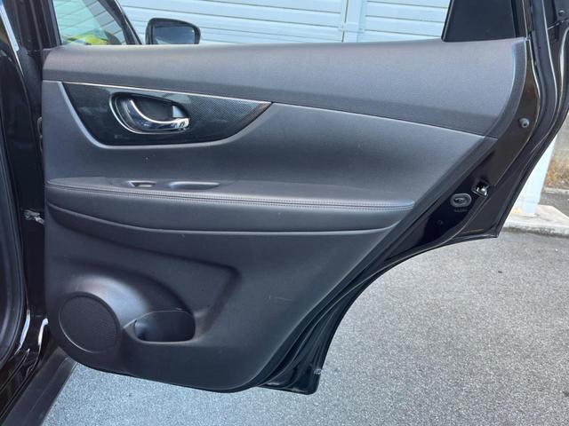 エクストレイル 20Xtt エマージェンシーブレーキパッケージ 純正SDナビ 全周囲カメラ エマージェンシーブレーキ 電動リアゲート スマートキー シートヒーター LEDヘッド ビルトインETC クルコン 純正18インチアルミ オートライト Bluetooth(38枚目)