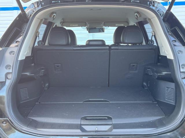 エクストレイル 20Xtt エマージェンシーブレーキパッケージ 純正SDナビ 全周囲カメラ エマージェンシーブレーキ 電動リアゲート スマートキー シートヒーター LEDヘッド ビルトインETC クルコン 純正18インチアルミ オートライト Bluetooth(41枚目)