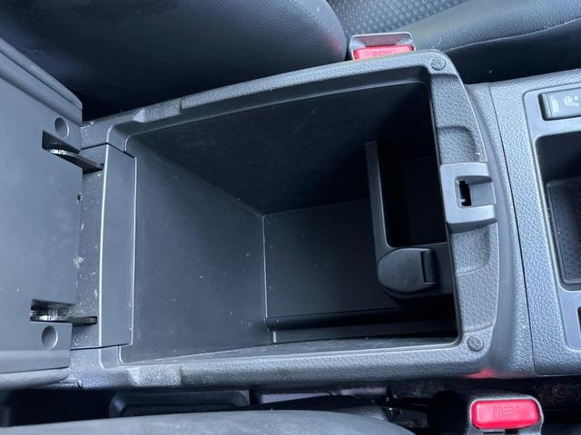 エクストレイル 20Xtt エマージェンシーブレーキパッケージ 純正SDナビ 全周囲カメラ エマージェンシーブレーキ 電動リアゲート スマートキー シートヒーター LEDヘッド ビルトインETC クルコン 純正18インチアルミ オートライト Bluetooth(43枚目)