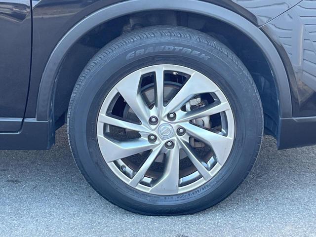 エクストレイル 20Xtt エマージェンシーブレーキパッケージ 純正SDナビ 全周囲カメラ エマージェンシーブレーキ 電動リアゲート スマートキー シートヒーター LEDヘッド ビルトインETC クルコン 純正18インチアルミ オートライト Bluetooth(60枚目)