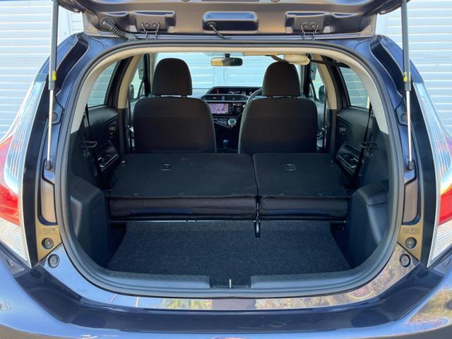 アクア S SDナビ スマートキー ビルトインETC オートライト オートエアコン CD 地デジ(10枚目)