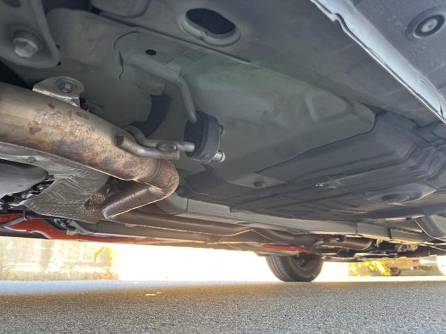 アクア S SDナビ スマートキー ビルトインETC オートライト オートエアコン CD 地デジ(21枚目)