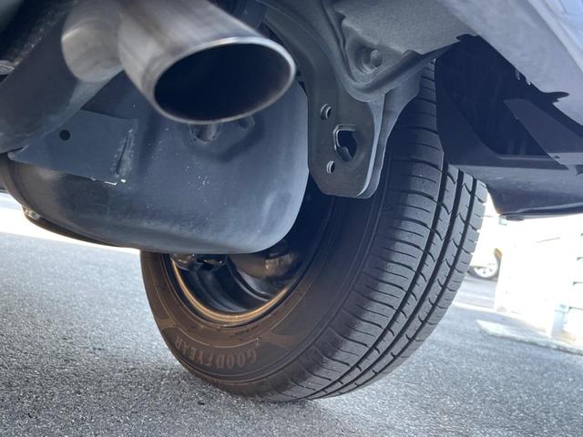 アクア S SDナビ スマートキー ビルトインETC オートライト オートエアコン CD 地デジ(22枚目)