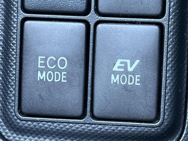 アクア S SDナビ スマートキー ビルトインETC オートライト オートエアコン CD 地デジ(27枚目)