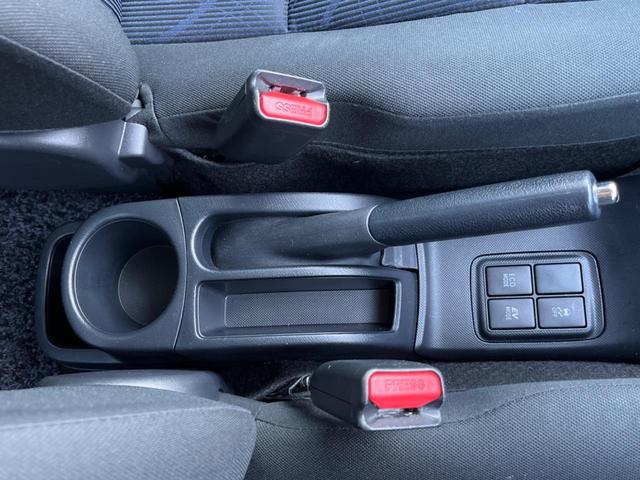 アクア S SDナビ スマートキー ビルトインETC オートライト オートエアコン CD 地デジ(39枚目)