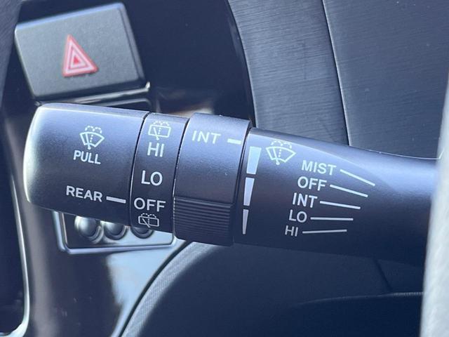 アクア S SDナビ スマートキー ビルトインETC オートライト オートエアコン CD 地デジ(40枚目)