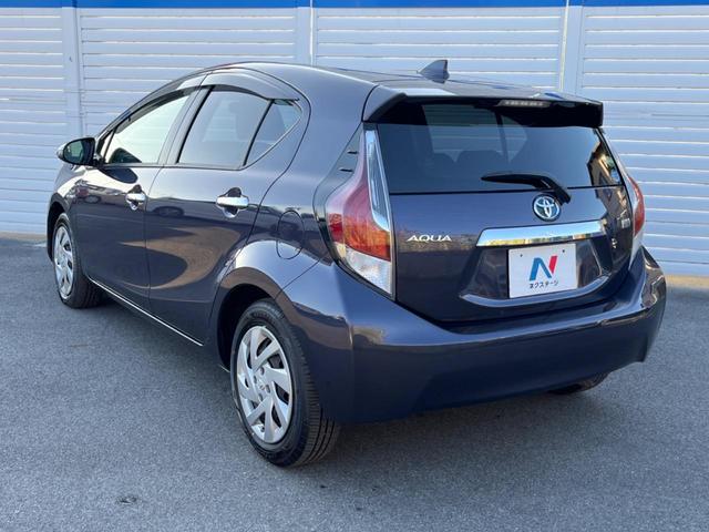 アクア S SDナビ スマートキー ビルトインETC オートライト オートエアコン CD 地デジ(45枚目)