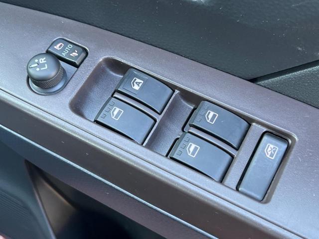 タンク G S 両側電動スライドドア SDナビ バックカメラ スマートアシスト スマートキー LEDヘッド ETC クルコン オートエアコン Bluetooth CD DVD再生 フルセグ LEDフォグライト(43枚目)