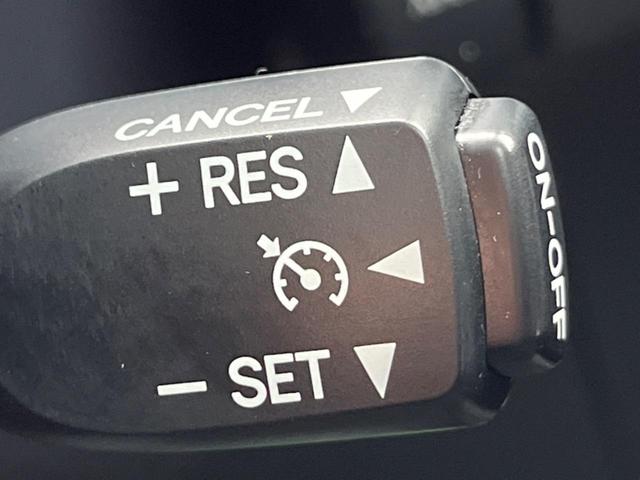 プリウス Sツーリングセレクション・G’s SDナビ バックカメラ スマートキー HIDヘッド ビルトインETC クルコン 純正18インチアルミ オートライト オートエアコン Bluetooth CD DVD再生 フルセグ HIDフォグ(7枚目)