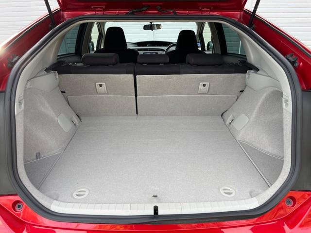 プリウス Sツーリングセレクション・G’s SDナビ バックカメラ スマートキー HIDヘッド ビルトインETC クルコン 純正18インチアルミ オートライト オートエアコン Bluetooth CD DVD再生 フルセグ HIDフォグ(10枚目)