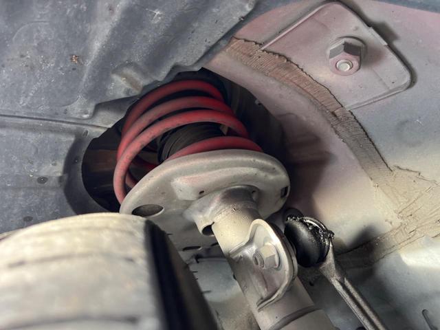 プリウス Sツーリングセレクション・G’s SDナビ バックカメラ スマートキー HIDヘッド ビルトインETC クルコン 純正18インチアルミ オートライト オートエアコン Bluetooth CD DVD再生 フルセグ HIDフォグ(20枚目)