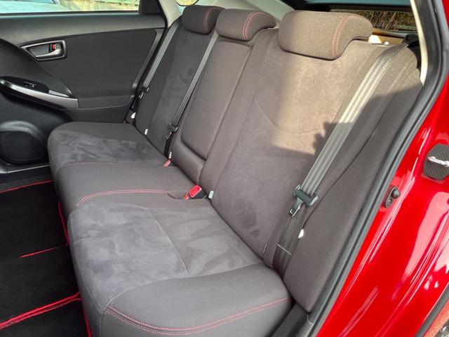 プリウス Sツーリングセレクション・G’s SDナビ バックカメラ スマートキー HIDヘッド ビルトインETC クルコン 純正18インチアルミ オートライト オートエアコン Bluetooth CD DVD再生 フルセグ HIDフォグ(39枚目)