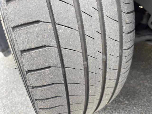 プリウス Sツーリングセレクション・G’s SDナビ バックカメラ スマートキー HIDヘッド ビルトインETC クルコン 純正18インチアルミ オートライト オートエアコン Bluetooth CD DVD再生 フルセグ HIDフォグ(64枚目)