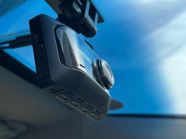 フィットハイブリッド Lパッケージ 純正SDナビ ハーフレザーシート ドラレコ スマートキー LEDヘッド ビルトインETC クルコン オートライト オートエアコン Bluetooth CD DVD再生 LEDフォグ(5枚目)