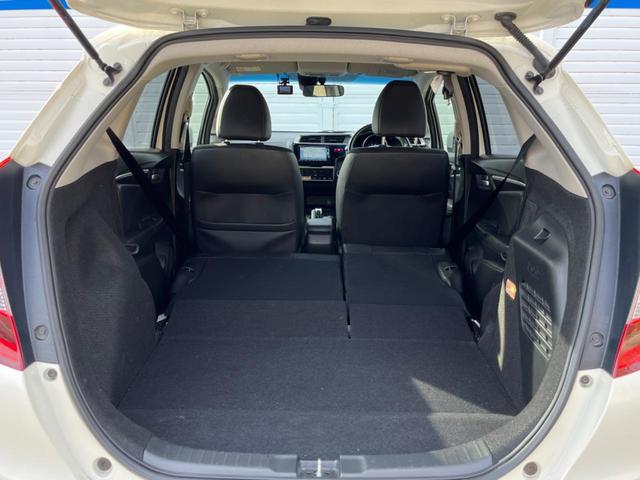 フィットハイブリッド Lパッケージ 純正SDナビ ハーフレザーシート ドラレコ スマートキー LEDヘッド ビルトインETC クルコン オートライト オートエアコン Bluetooth CD DVD再生 LEDフォグ(37枚目)