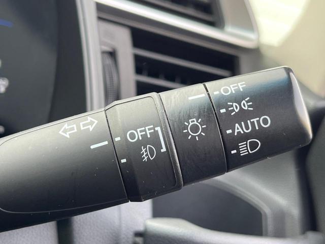 フィットハイブリッド Lパッケージ 純正SDナビ ハーフレザーシート ドラレコ スマートキー LEDヘッド ビルトインETC クルコン オートライト オートエアコン Bluetooth CD DVD再生 LEDフォグ(50枚目)