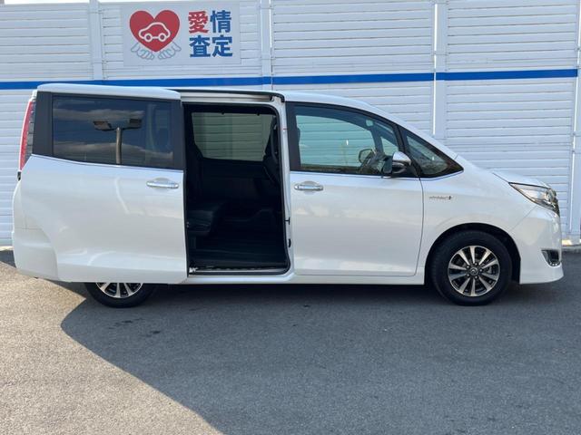 エスクァイア ハイブリッドGi 両側電動ドア 純正SDナビ バックカメラ 衝突被害軽減システム レザー調シート スマートキー LEDヘッド ビルトインETC クルコン 純正15インチアルミ オートハイビーム 車線逸脱警報(37枚目)