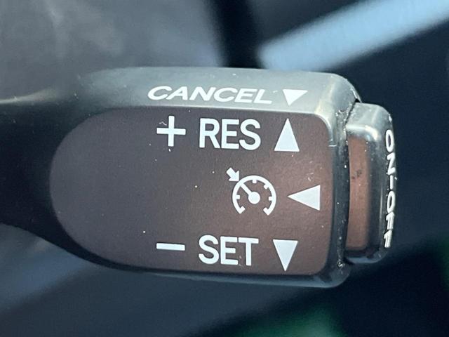 エスクァイア ハイブリッドGi 両側電動ドア 純正SDナビ バックカメラ 衝突被害軽減システム レザー調シート スマートキー LEDヘッド ビルトインETC クルコン 純正15インチアルミ オートハイビーム 車線逸脱警報(66枚目)