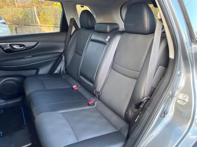 エクストレイル 20Xi ハイブリッド 4WD 純正SDナビ 全周囲カメラ プロパイロット 電動リアゲート ハーフレザーシート 全席シートヒーター スマートキー LEDヘッド 純正17インチアルミ オートライト オートエアコン(44枚目)