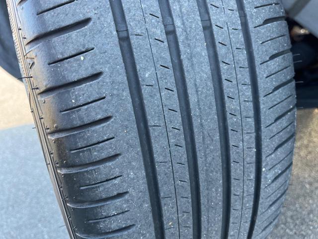 ヤリスクロス ハイブリッドＺ　メモリーナビ　全周囲カメラ　トヨタセーフティセンス　レーダークルーズ　ハーフレザーシート　パワーシート　ドラレコ　コーナーセンサー　スマートキー　ＬＥＤヘッド　ビルトインＥＴＣ　純正１８インチアルミ（25枚目）