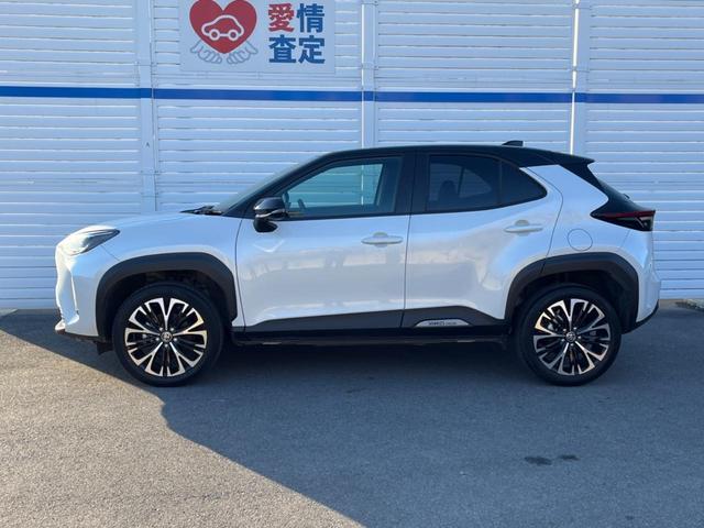 ヤリスクロス ハイブリッドＺ　メモリーナビ　全周囲カメラ　トヨタセーフティセンス　レーダークルーズ　ハーフレザーシート　パワーシート　ドラレコ　コーナーセンサー　スマートキー　ＬＥＤヘッド　ビルトインＥＴＣ　純正１８インチアルミ（27枚目）